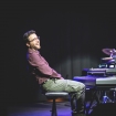 Fabrizio Allegrini pianista e tastierista degli Indiana Supermarket dal vivo all'Auditorium "Parco della Musica" di Roma.